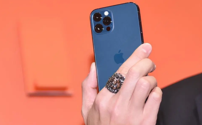 洮南苹果手机维修分享iPhone12系列重启方法教程 